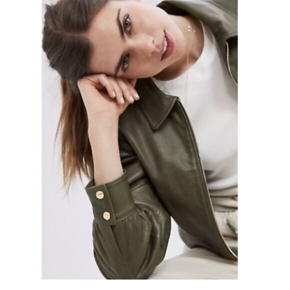 New LAMARQUE
Karry Cropped Leather Jacket - Picture 3 of 8